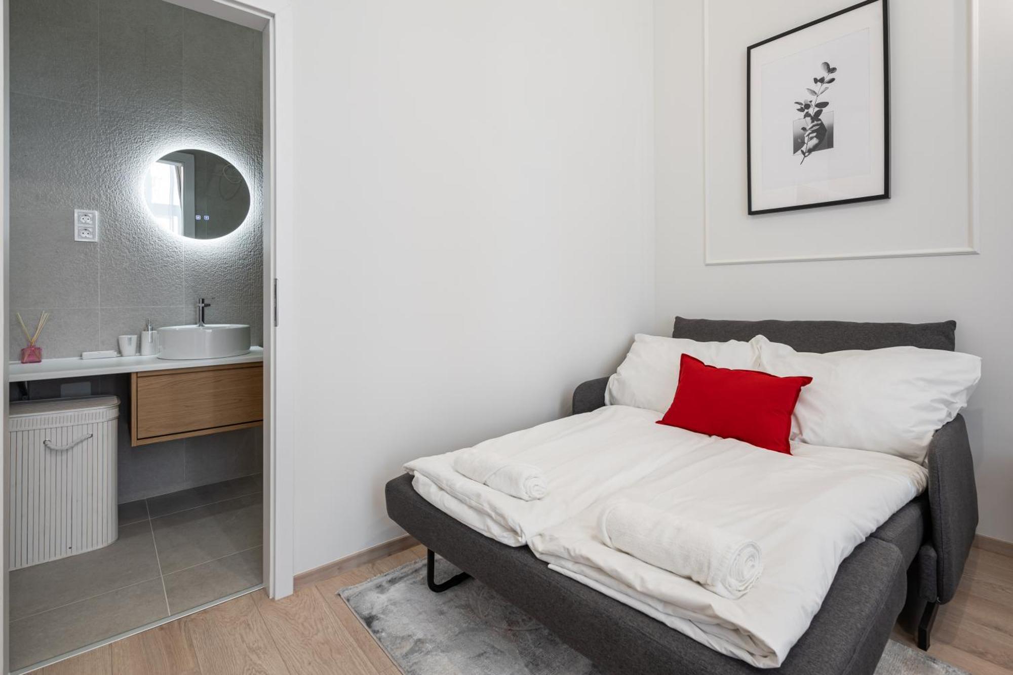 D20 - Gozsdu Garden - Location By Bqa Apartamento *